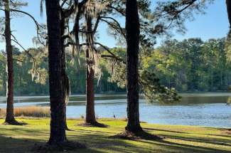 Hook, Wine & Sinker, 135 Griffith Drive, Fort Gaines GA – Waterfront
